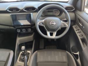 Nissan Magnite 1.0 Visia auto - Image 8