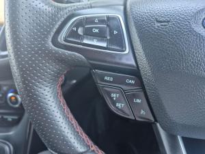 Ford Kuga 2.0TDCi AWD Titanium - Image 14