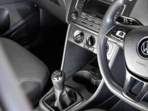 Volkswagen Polo Vivo hatch 1.4 Comfortline - Image 12