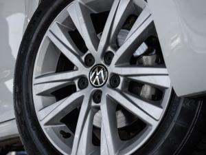 Volkswagen Polo Vivo hatch 1.4 Comfortline - Image 5
