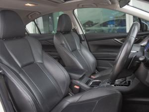 Subaru Impreza 2.0i S ES - Image 7