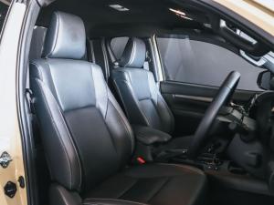 Toyota Hilux 2.8GD-6 Xtra cab Legend auto - Image 31