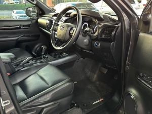 Toyota Hilux 2.8GD-6 double cab Legend auto - Image 12