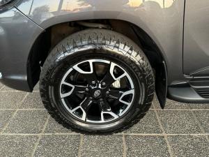 Toyota Hilux 2.8GD-6 double cab Legend auto - Image 5