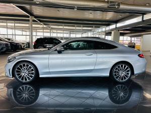 Mercedes-Benz C-Class C200 coupe auto - Image 10