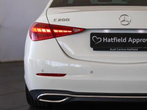 Mercedes-Benz C-Class C200 Avantgarde - Image 12