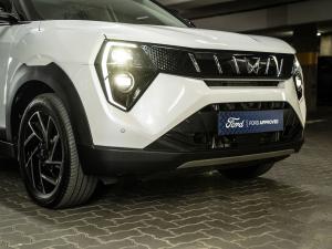 Mahindra XUV 3XO 1.2T AX7L - Image 12