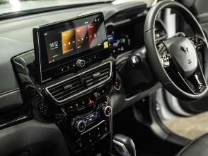 Mahindra XUV 3XO 1.2T AX7L - Image 29