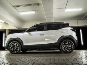 Mahindra XUV 3XO 1.2T AX7L - Image 2