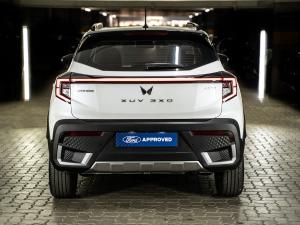 Mahindra XUV 3XO 1.2T AX7L - Image 5