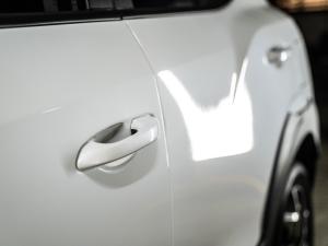 Mahindra XUV 3XO 1.2T AX7L - Image 9