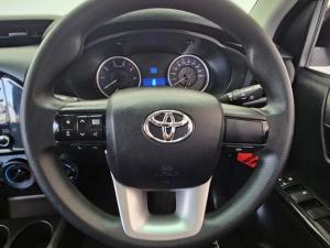 Toyota Hilux 2.4GD-6 double cab 4x4 SRX auto - Image 8