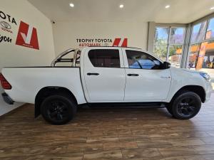 Toyota Hilux 2.4GD-6 double cab 4x4 SRX auto - Image 3