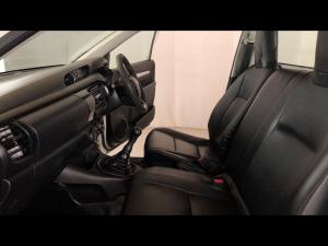 Toyota Hilux 2.4GD single cab S (aircon) - Image 7