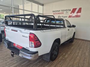 Toyota Hilux 2.4GD-6 single cab 4x4 Raider manual - Image 2