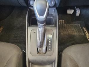 Toyota Starlet 1.5 XS auto - Image 10