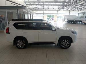Toyota Land Cruiser Prado 2.8GD VX - Image 3