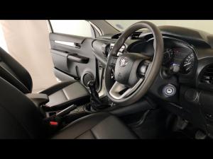 Toyota Hilux 2.4GD-6 single cab 4x4 SR - Image 10