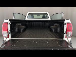 Toyota Hilux 2.4GD-6 single cab 4x4 SR - Image 13