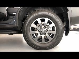 Toyota Land Cruiser Prado 2.8GD VX-R - Image 9