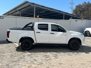 Isuzu D-Max 250 double cab Hi-Ride - Image 2