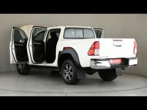 Toyota Hilux 2.4GD-6 double cab 4x4 Raider X auto - Image 25