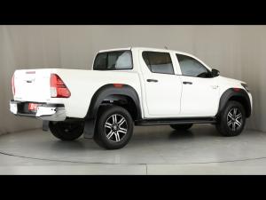 Toyota Hilux 2.4GD-6 double cab 4x4 Raider X auto - Image 2