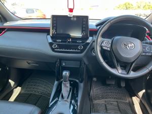 Toyota Corolla Cross 1.8 Hybrid GR-Sport - Image 6