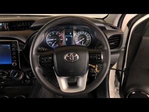 Toyota Hilux 2.4GD-6 double cab 4x4 Raider X auto - Image 5