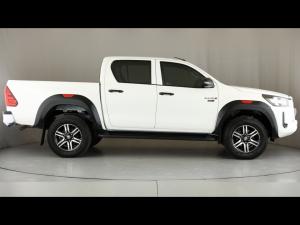 Toyota Hilux 2.4GD-6 double cab 4x4 Raider X auto - Image 3