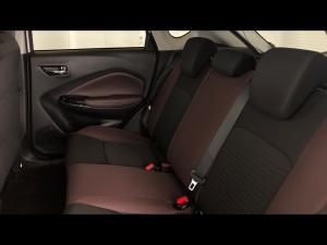 Toyota Starlet Cross 1.5 XR manual - Image 11