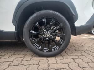 Toyota Corolla Cross 1.8 Hybrid GR-Sport - Image 10