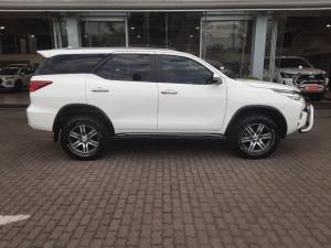 Toyota Fortuner 2.4GD-6 4X4 automatic - Image 3