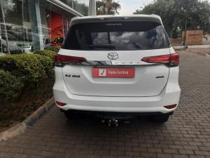 Toyota Fortuner 2.4GD-6 4X4 automatic - Image 5