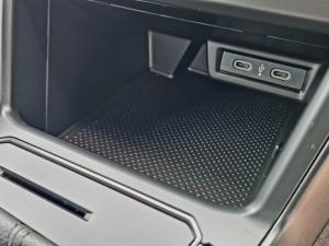 Volkswagen Polo 1.0 TSI - Image 9