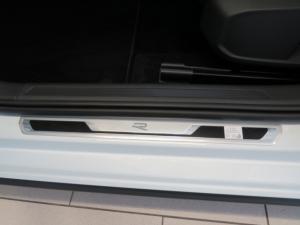 Volkswagen Polo 1.0 TSI R-LINE DSG - Image 21