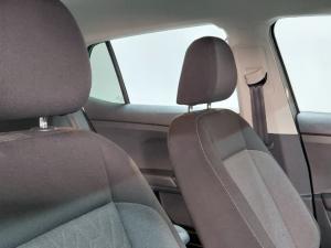 Volkswagen T-CROSS 1.0 TSI Life DSG - Image 9