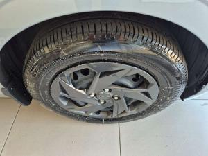 Hyundai I20 1.2 Premium - Image 13