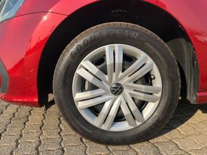 Volkswagen Polo Vivo hatch 1.4 Life - Image 9