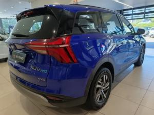 Mahindra XUV700 2.0T AX5 - Image 12