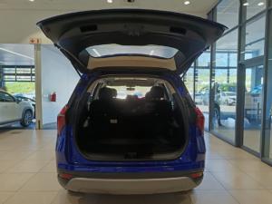 Mahindra XUV700 2.0T AX5 - Image 5