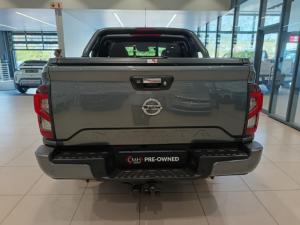 Nissan Navara 2.5DDTi double cab LE Plus - Image 4
