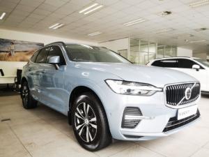Volvo XC60 B5 AWD Essential - Image 3