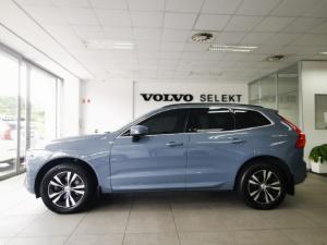 Volvo XC60 B5 AWD Essential - Image 5
