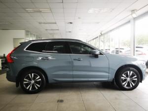 Volvo XC60 B5 AWD Essential - Image 7