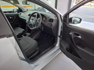Volkswagen Polo Vivo hatch 1.4 Trendline - Image 7
