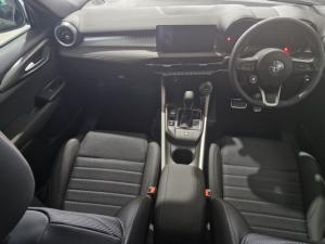 Alfa Romeo Tonale 1.5T Hybrid Ti - Image 8
