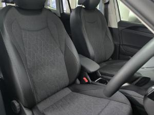 Volkswagen Tiguan 1.4TSI Life - Image 8