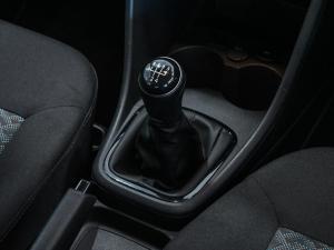Volkswagen Polo Vivo hatch 1.4 Life - Image 17