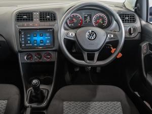 Volkswagen Polo Vivo hatch 1.4 Life - Image 19